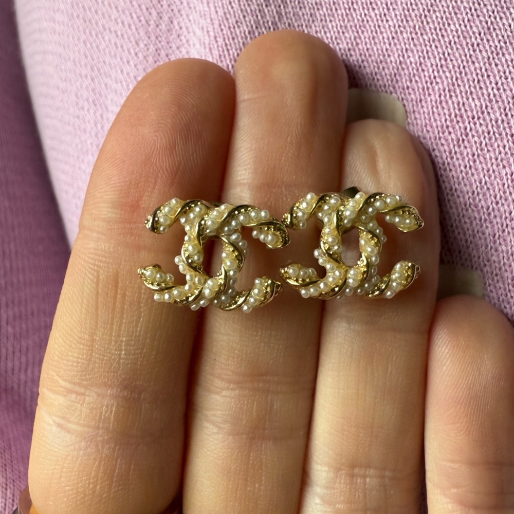 Chanel gold and pearl cc earrings, comes with coa
